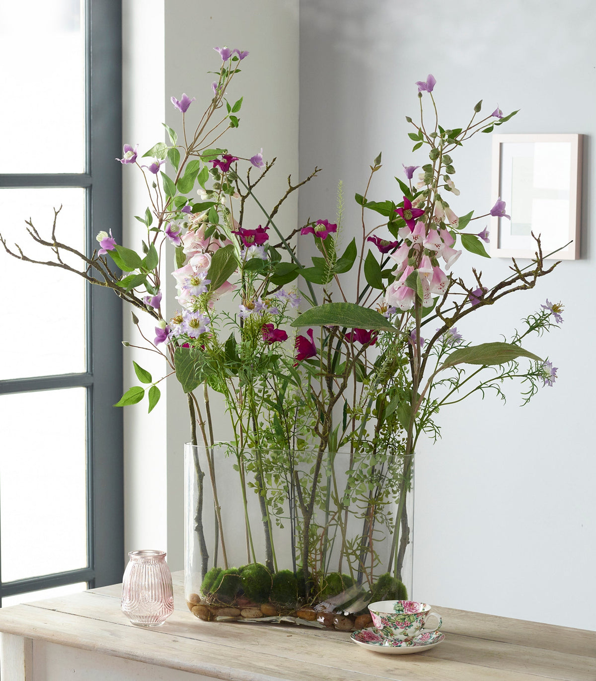 The Timeless Elegance of Artificial Flowers in Vases: A Deep Dive into Demmerys' Craftsmanship